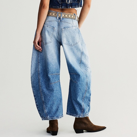 NWOT Free People We The Free Good Luck Mid-Rise Barrel Jeans in Barnyard Blue - Picture 2 of 7